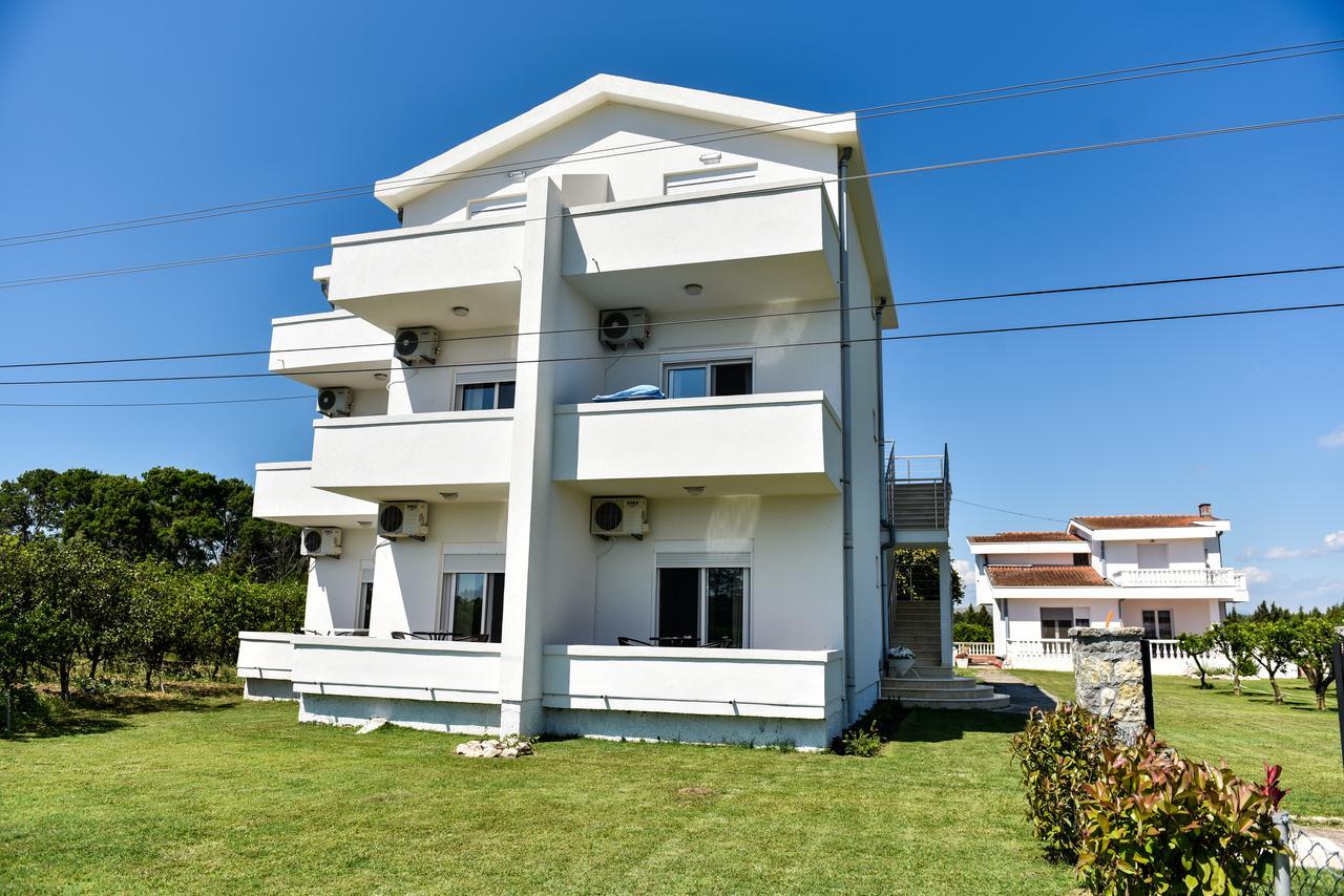 Sunrise House Apartments Ulcinj Exterior photo