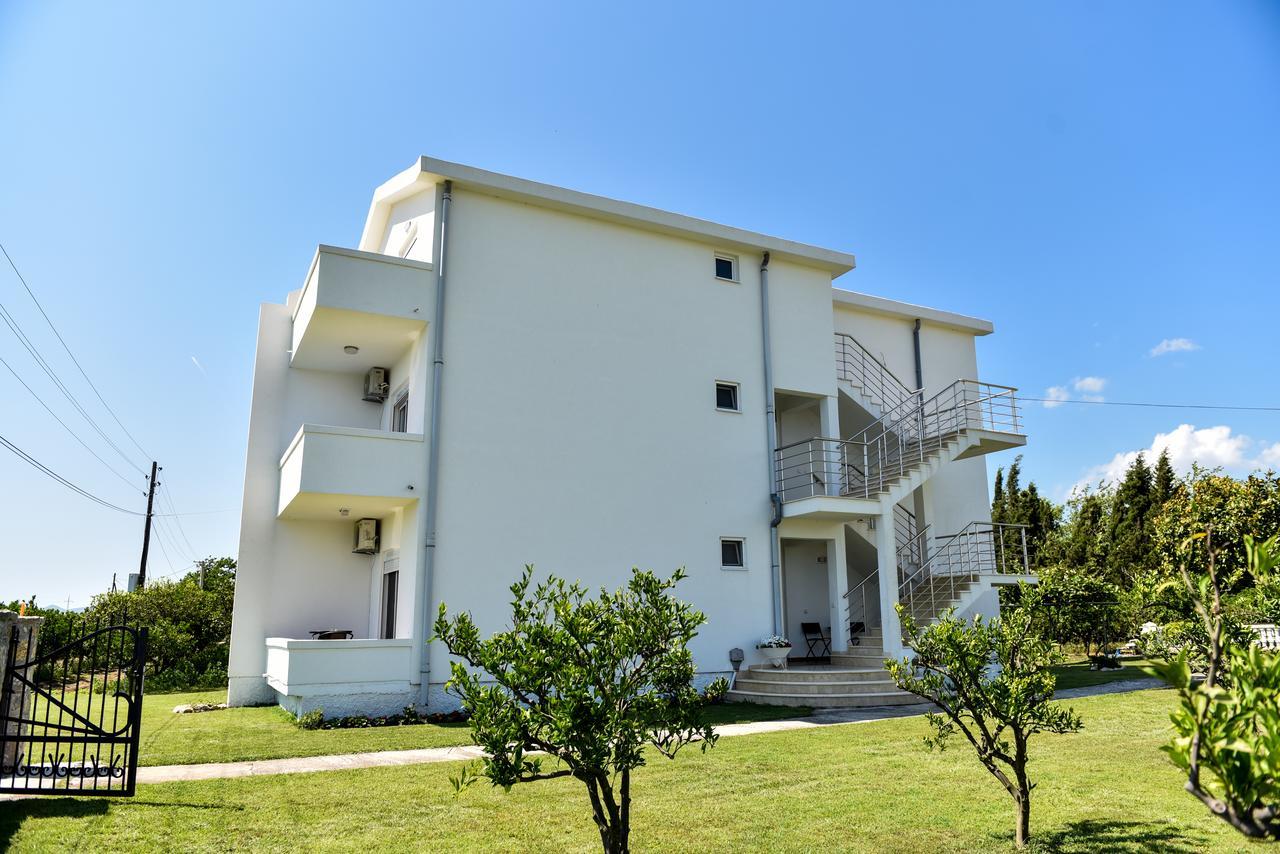 Sunrise House Apartments Ulcinj Exterior photo